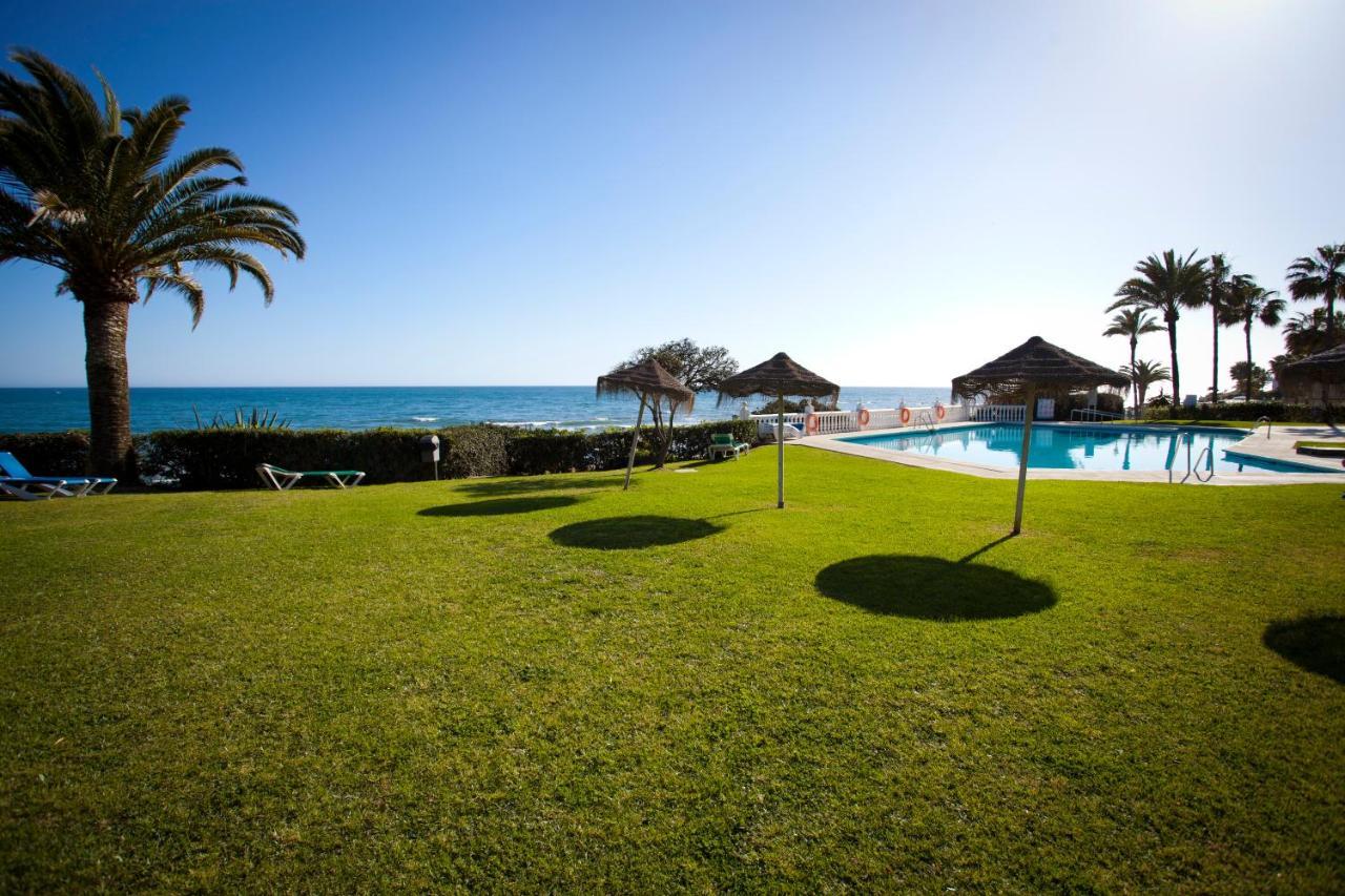 Apartamento Lubina Del Sol. 1ª Linea De Playa - By The Sea Sitio de Calahonda Exterior photo